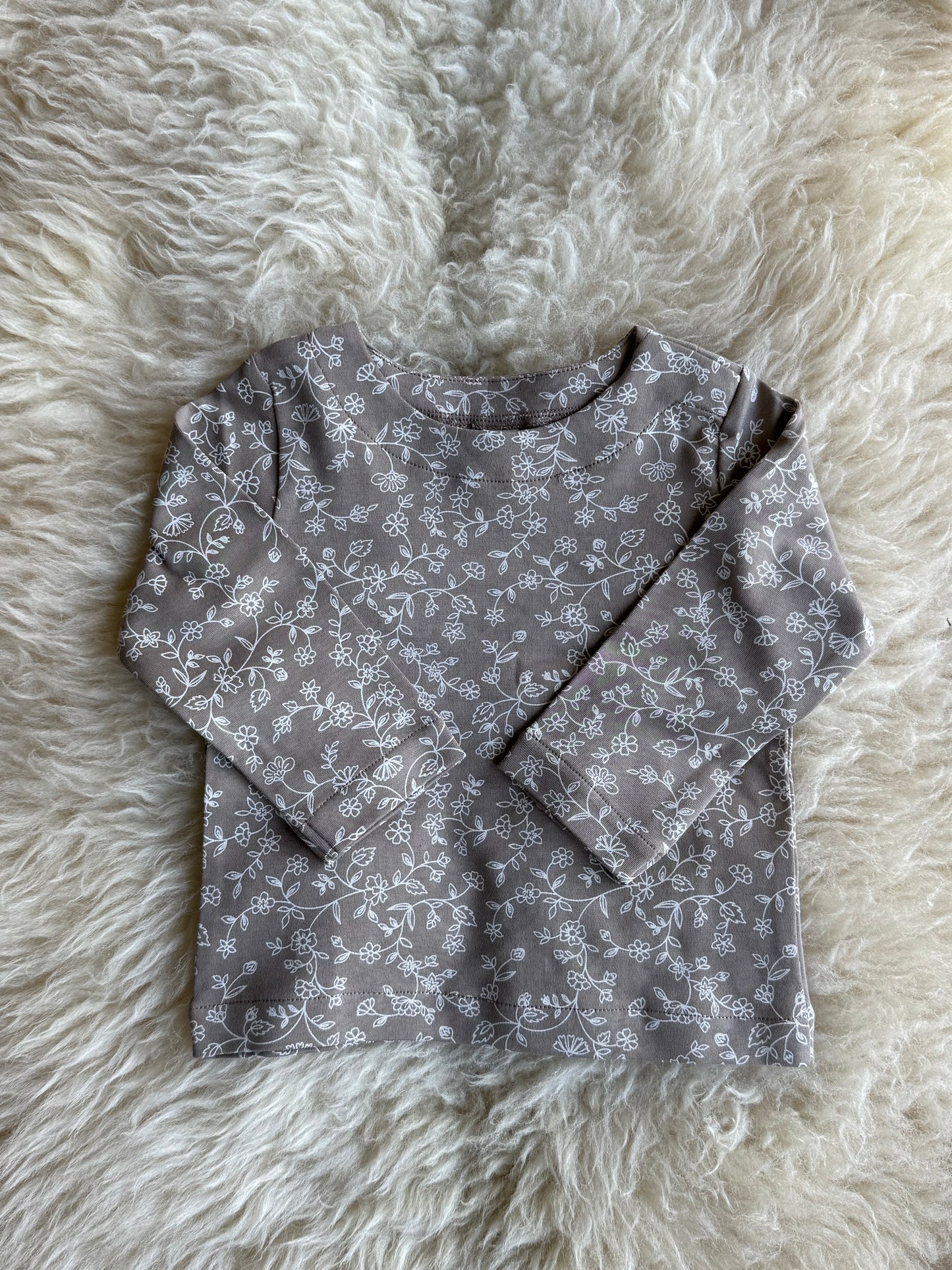 Ryle Snap Should Floral Top