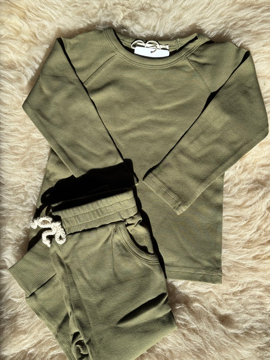 Olive Lounge Set
